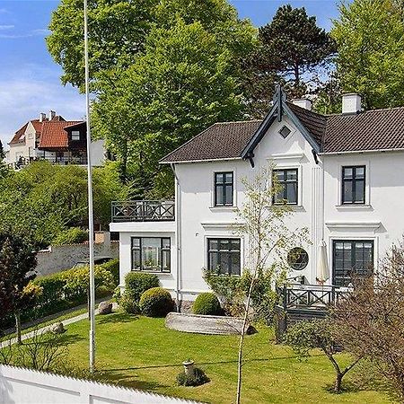 Villa Snekkersten Хельсингер Экстерьер фото
